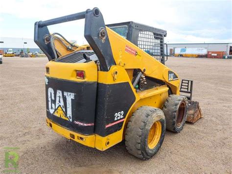 2002 cat 252 skid steer specs|cat 252b for sale.